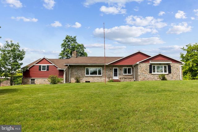 923 FARMINGTON AVENUE, Pottstown, PA 19464