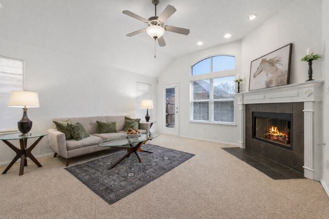 8176 Black Ash Drive, Fort Worth, TX 76131