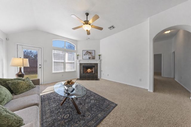 8176 Black Ash Drive, Fort Worth, TX 76131