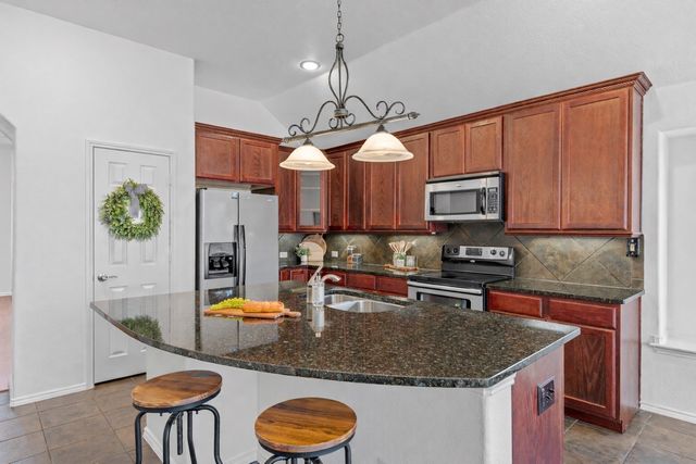 8176 Black Ash Drive, Fort Worth, TX 76131