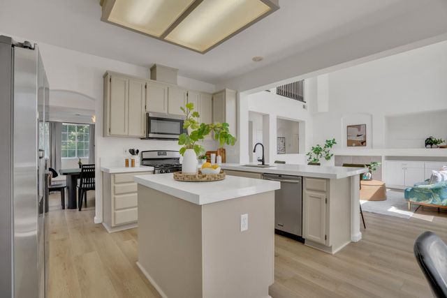 5008 Stonedale Dr, Salida, CA 95368