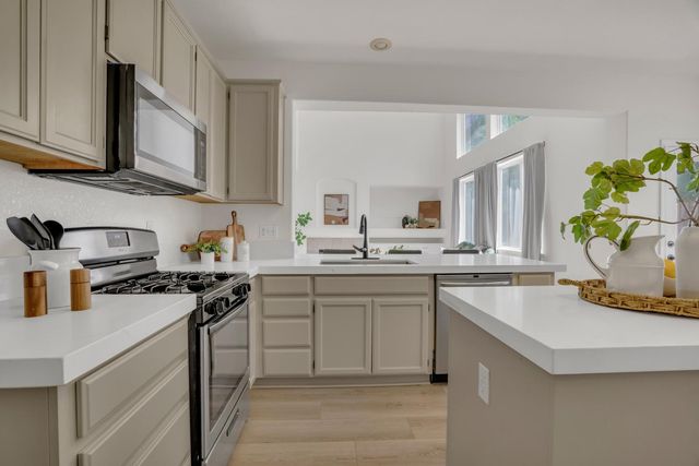 5008 Stonedale Dr, Salida, CA 95368