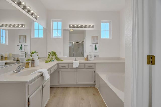 5008 Stonedale Dr, Salida, CA 95368