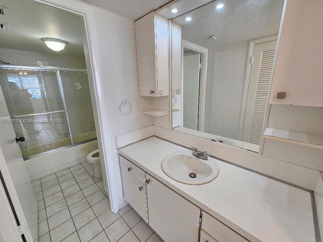 18031 Biscayne Blvd 1703, Aventura, FL 33160
