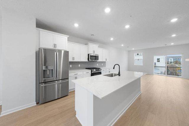 13612 Willow Drive, Rogers, MN 55374