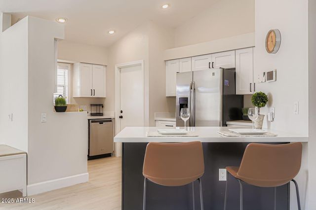 4314 E WHITNEY Lane, Phoenix, AZ 85032