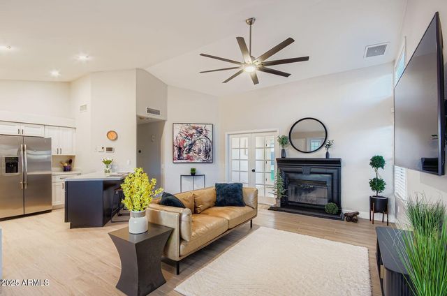 4314 E WHITNEY Lane, Phoenix, AZ 85032