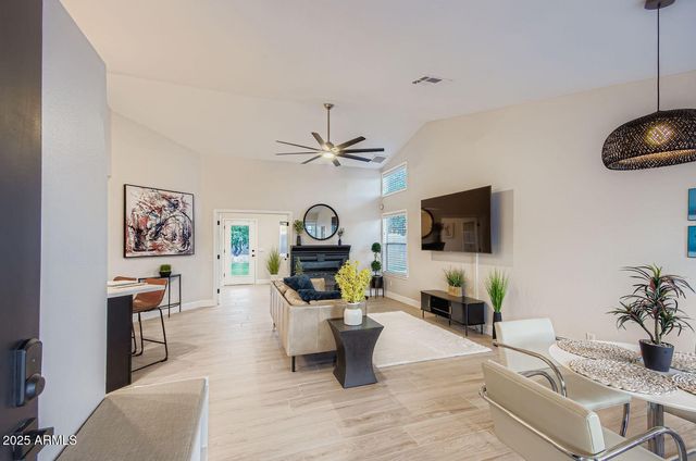 4314 E WHITNEY Lane, Phoenix, AZ 85032