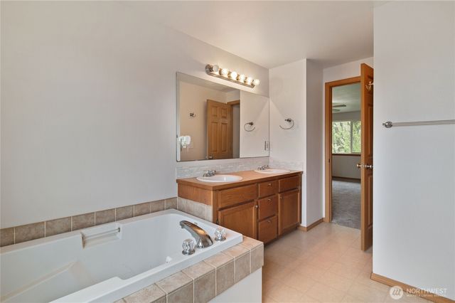 4916 204th Street Ct E, Spanaway, WA 98387