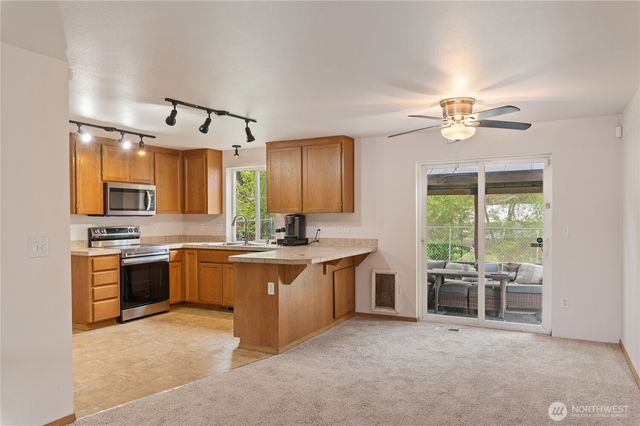 4916 204th Street Ct E, Spanaway, WA 98387