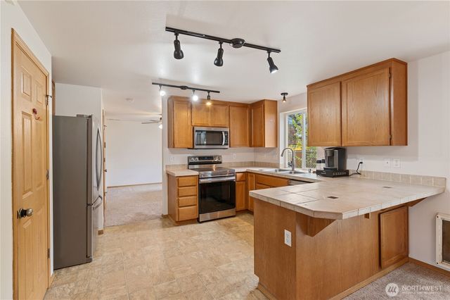 4916 204th Street Ct E, Spanaway, WA 98387