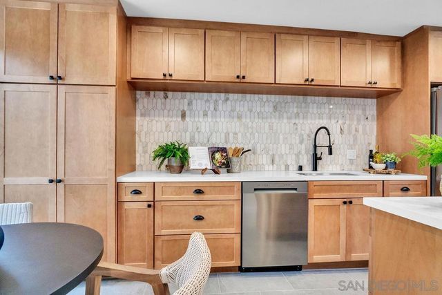 1225 Pacific Beach Dr. 1-O, San Diego, CA 92109