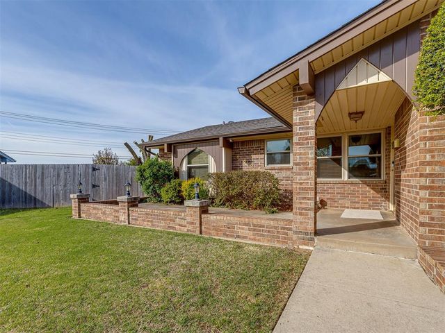 4225 Kim Drive, Del City, OK 73115