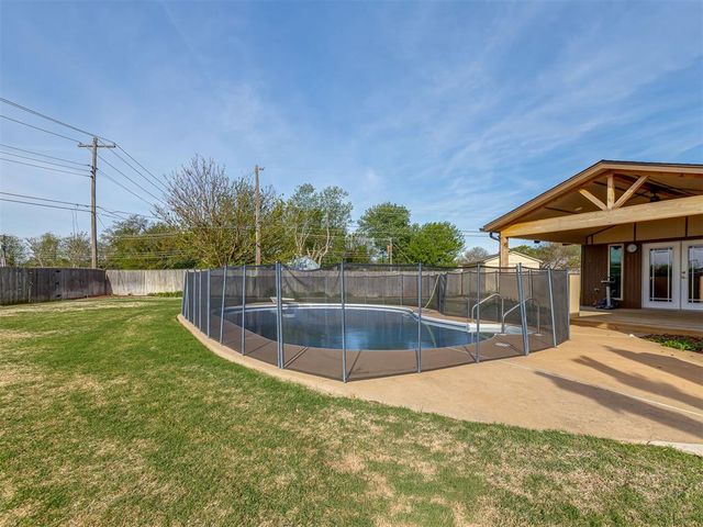 4225 Kim Drive, Del City, OK 73115