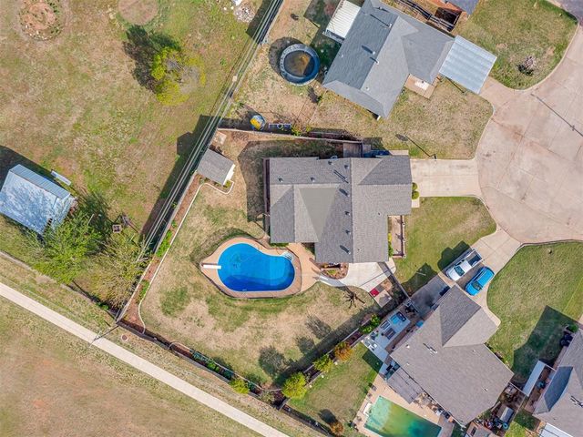 4225 Kim Drive, Del City, OK 73115