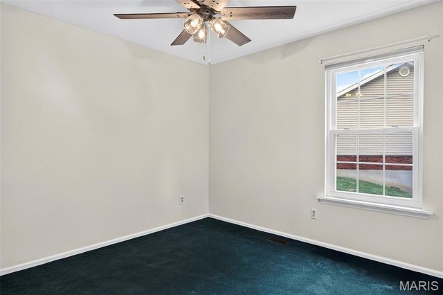 5100 Kennerly Place Drive, St Louis, MO 63128