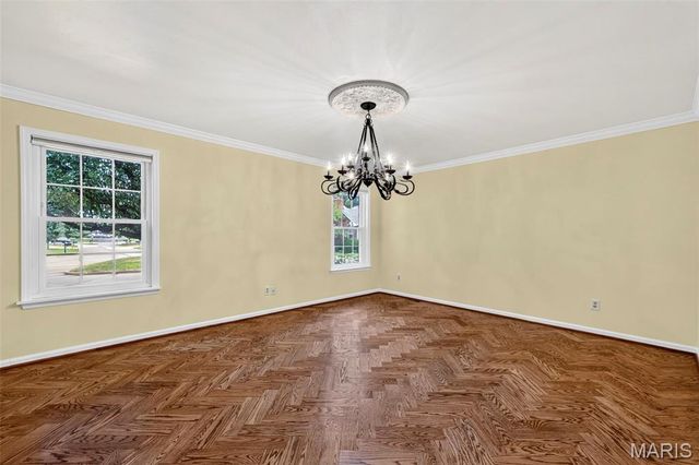 5100 Kennerly Place Drive, St Louis, MO 63128