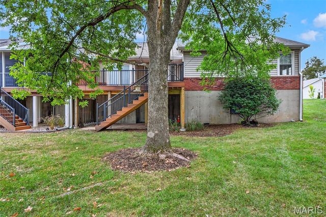 5100 Kennerly Place Drive, St Louis, MO 63128