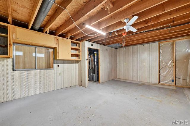 5100 Kennerly Place Drive, St Louis, MO 63128