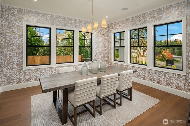 1009 102nd Place SE, Bellevue, WA 98004