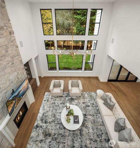 1009 102nd Place SE, Bellevue, WA 98004