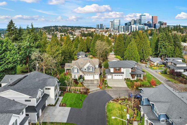1009 102nd Place SE, Bellevue, WA 98004