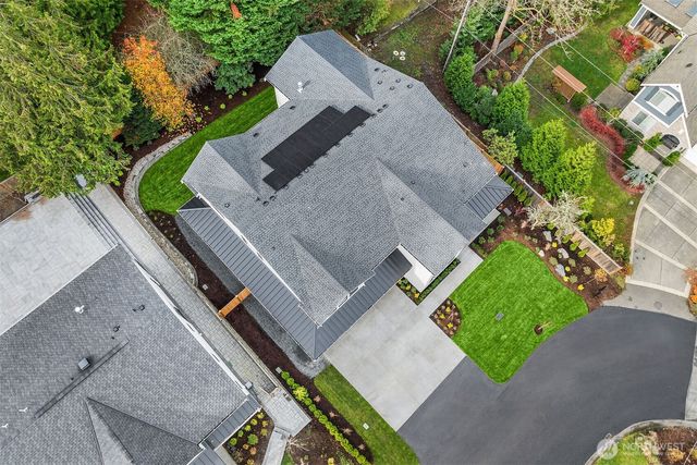 1009 102nd Place SE, Bellevue, WA 98004