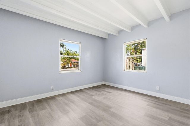 726 NW 15th Terrace, Fort Lauderdale, FL 33311