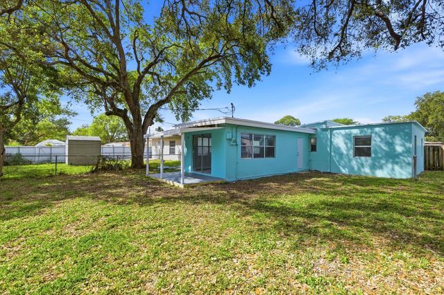 726 NW 15th Terrace, Fort Lauderdale, FL 33311