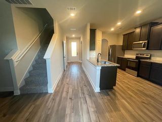 312 Lone Wolf Trail, Fort Worth, TX 76120