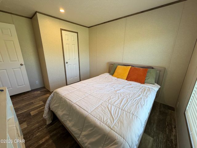 6435 Butler Road, Grand Ridge, FL 32442