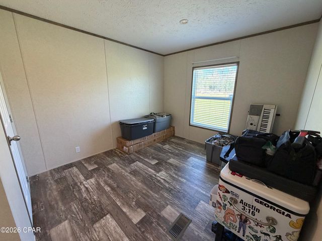 6435 Butler Road, Grand Ridge, FL 32442