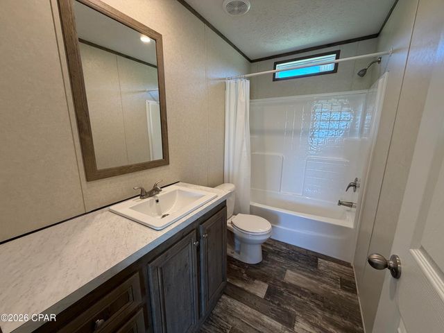 6435 Butler Road, Grand Ridge, FL 32442