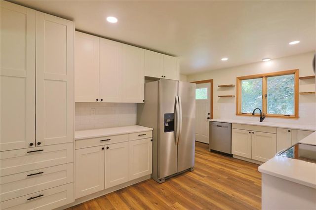1602 South Street, Eau Claire, WI 54701