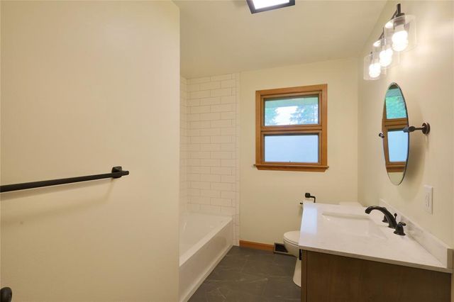 1602 South Street, Eau Claire, WI 54701