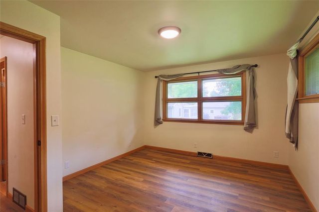 1602 South Street, Eau Claire, WI 54701