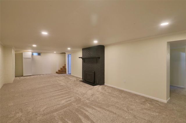 1602 South Street, Eau Claire, WI 54701