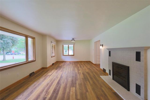 1602 South Street, Eau Claire, WI 54701