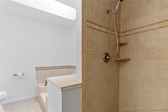 2660 N Borcherding Road, Madison, IN 47250