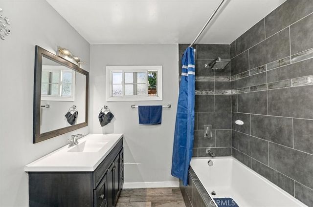 387 E Citron Street, Corona, CA 92879