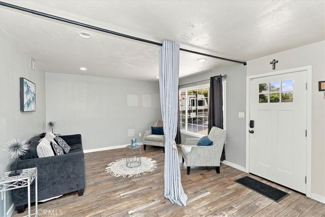 387 E Citron Street, Corona, CA 92879