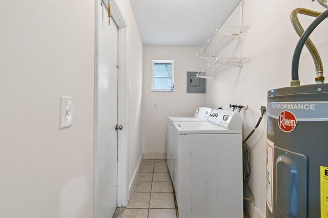 8401 SE Sunset Street, Hobe Sound, FL 33455