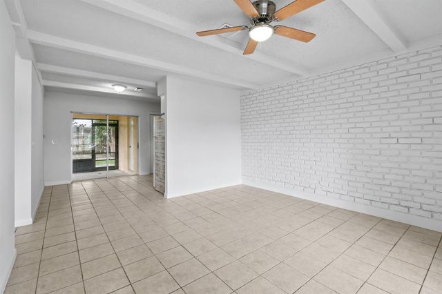 8401 SE Sunset Street, Hobe Sound, FL 33455