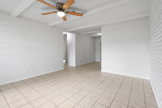 8401 SE Sunset Street, Hobe Sound, FL 33455