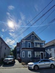 118 Gershom Avenue 3, Lowell, MA 01854