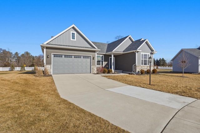 N55W20134 Magnolia LANE, Menomonee Falls, WI 53051