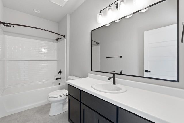 N55W20134 Magnolia LANE, Menomonee Falls, WI 53051