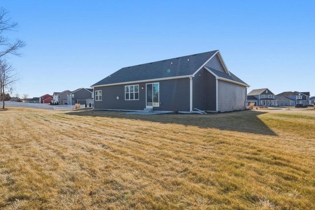 N55W20134 Magnolia LANE, Menomonee Falls, WI 53051