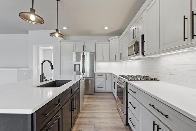 N55W20134 Magnolia LANE, Menomonee Falls, WI 53051