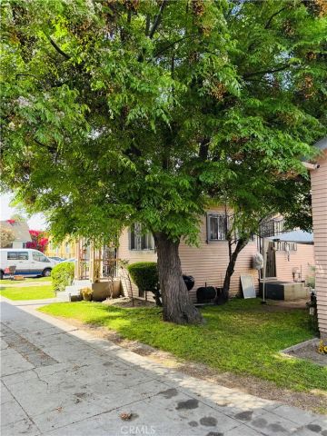 613 W 80th, Los Angeles, CA 90044